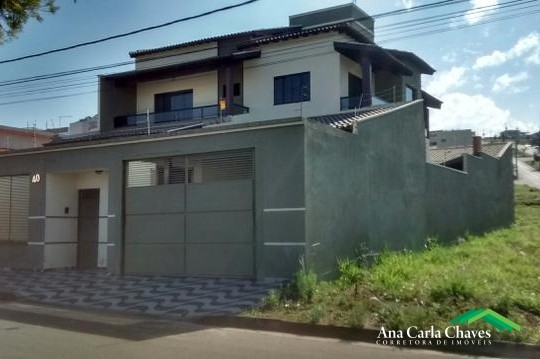 VENDE-SE BELÍSSIMA CASA NO BAIRRO SANTA RITA I