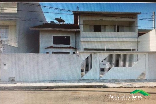 VENDE-SE EXCELENTE CASA NO POUSADA DOS CAMPOS OU TROCA POR CASA DE MENOR VALOR !!!