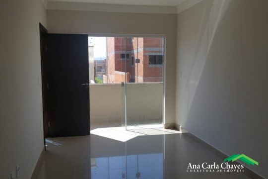 VENDE-SE BELÍSSIMO APARTAMENTO NO BAIRRO NHA CHICA