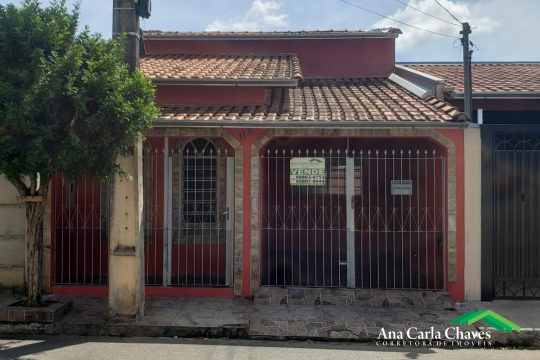 VENDE-SE CASA COM EXCELENTE LOCALIZAÇÃO, NO BAIRRO COSTA RIOS